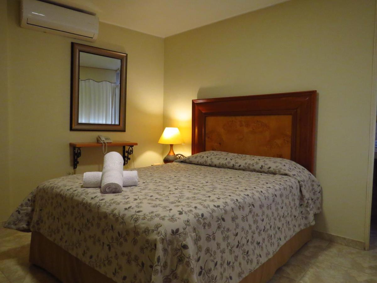 Hotel Las Flores イカ エクステリア 写真