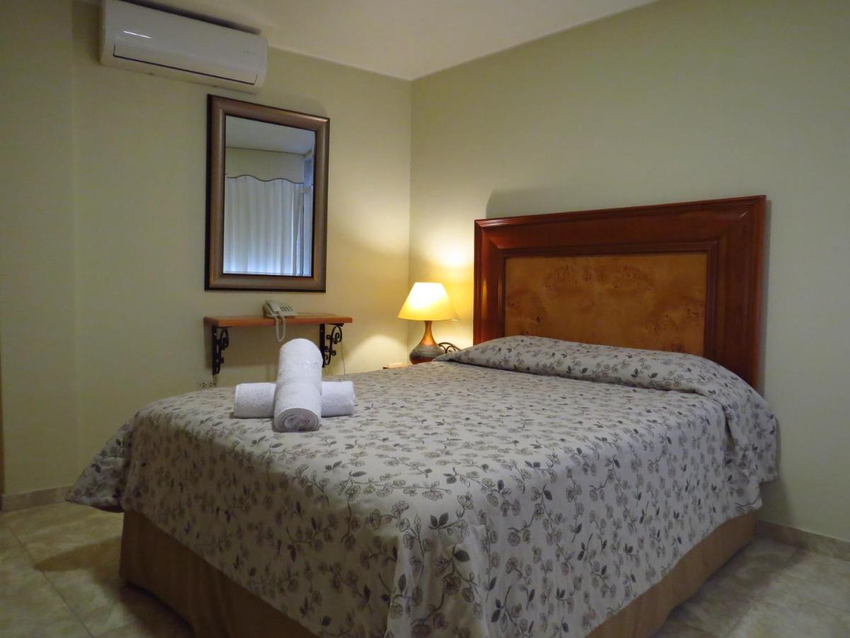 Hotel Las Flores イカ エクステリア 写真